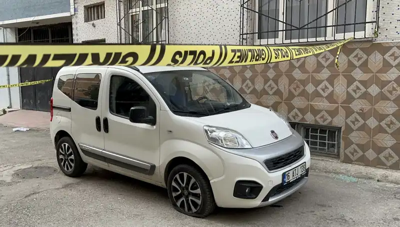 Bursa'da Silahlı Saldırı: Bir Kişi Yaralandı, Olayın Ayrıntıları Şok Edici!