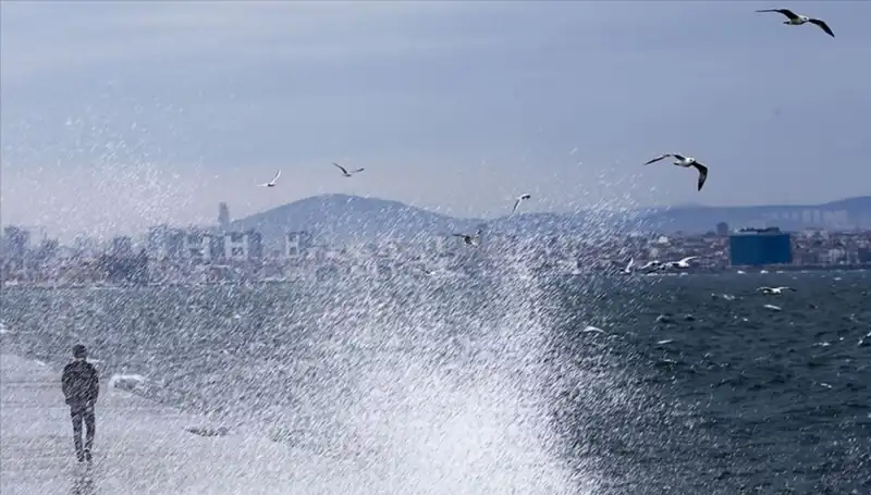 Marmara ve Ege'yi Saracak Kuvvetli Rüzgarlara Dikkat!