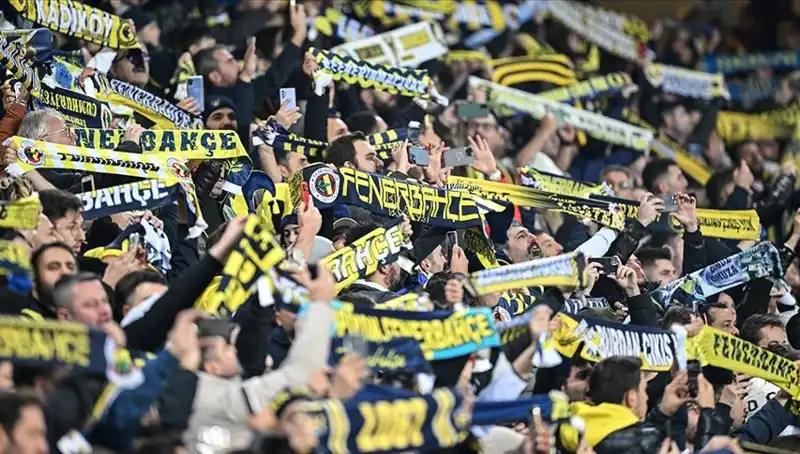 Fenerbahçe'de Kombine Fiyatları Açıklandı: Taraftarları Neler Bekliyor?