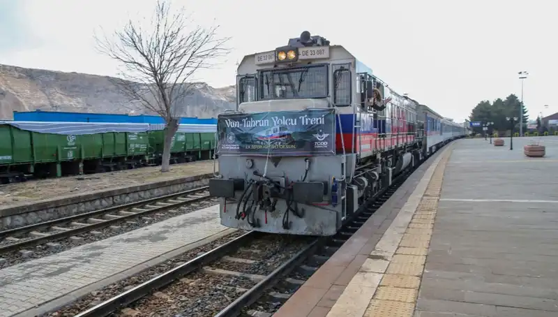 Van-Tahran Tren Seferleri Başladı: Sınırları Aşan Yeni Bir Seyahat Deneyimi