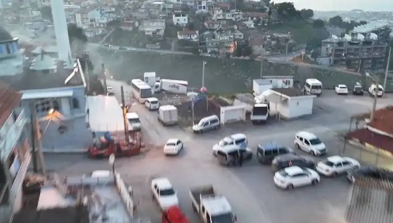 İzmir'de Şok Operasyon: 99 Adrese Eş Zamanlı Baskın!
