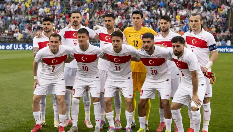 FIFA Dünya Sıralaması Açıklandı: Üst Sıralarda Şaşırtıcı Değişiklikler!