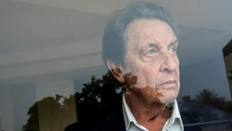 Elon Musk'ın Babasından Şok Açıklamalar: Cinayetler ve Gizemli Büyücülük İddiaları