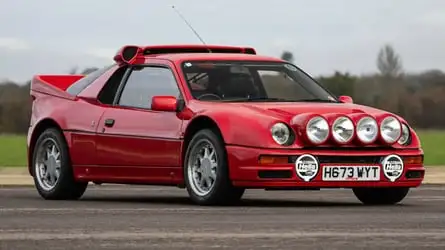 Nadir Ford RS200 Ralli Aracı Satışa Çıkıyor